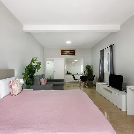 Διαμέρισμα Away From Canical (Madeira)